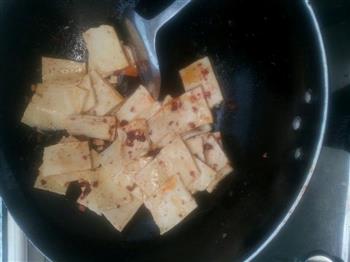 千叶豆腐炒五花肉的做法步骤5