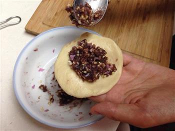 莲子豆沙小餐包的做法步骤5