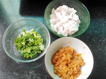 辣白菜焗饭的做法步骤1