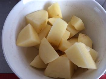 土豆排骨的做法步骤2