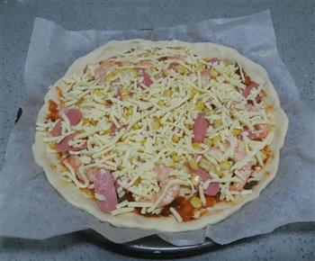 鲜虾火腿披萨的做法图解7