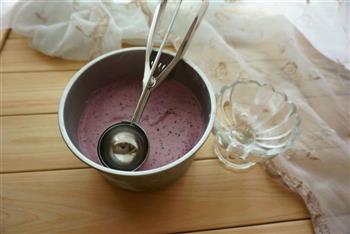 蓝莓酸奶冰淇淋的做法步骤6