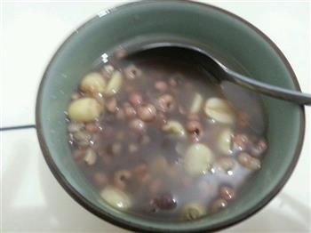红豆薏米粥的做法步骤5