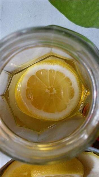 好喝健康蜂蜜柠檬水的做法步骤5