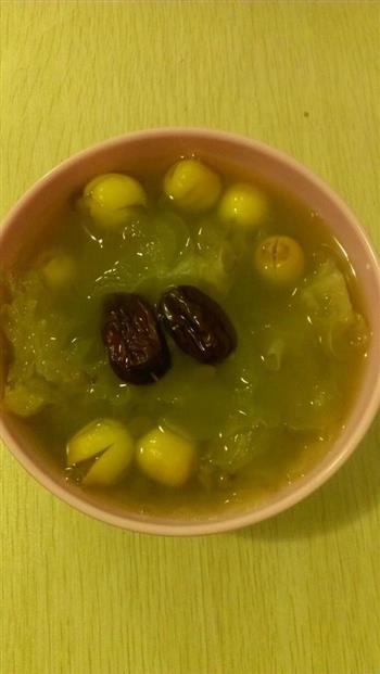 莲子银耳绿豆汤的做法图解5