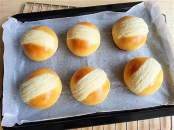 起酥红豆沙面包的做法步骤11