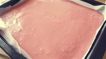 樱桃红丝绒蛋糕卷的做法步骤5