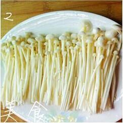 剁椒金针菇的做法步骤2