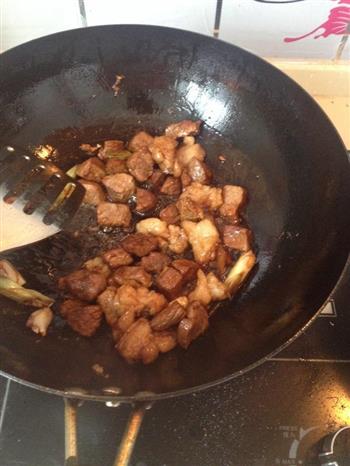 牛肉炖土豆的做法步骤3