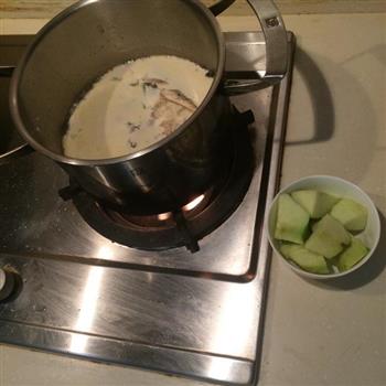 青苹果黑鱼汤的做法步骤1
