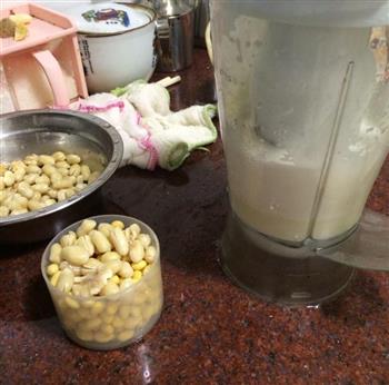 南瓜红枣发糕+花生核桃豆浆的做法步骤5