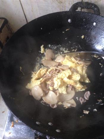 鸡蛋杏鲍菇炒肉的做法图解5