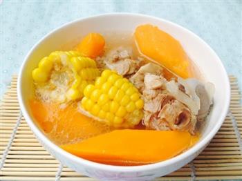 广东靓汤-玉米红萝卜猪骨汤的做法步骤8