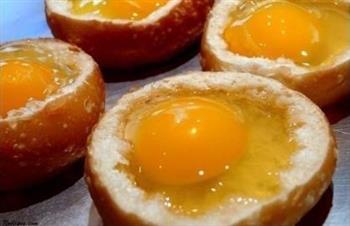 鸡蛋面包盅的做法步骤2
