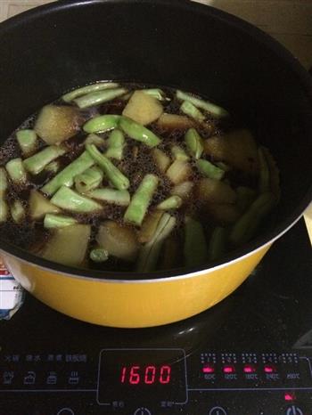 红烧土豆豆角的做法步骤7