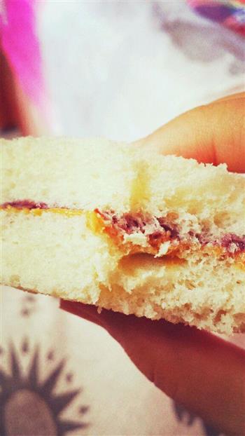 蓝莓花生酱三明治的做法步骤5
