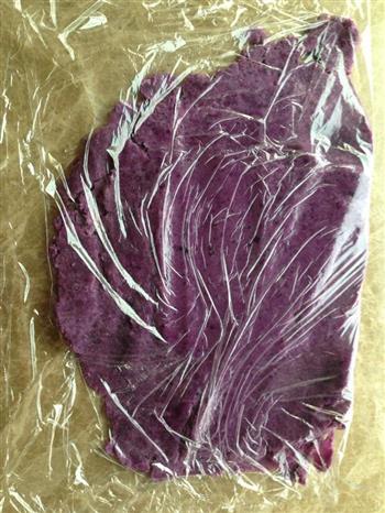 Q弹紫薯馅花朵面包的做法步骤2