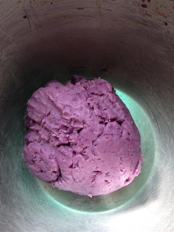 Q弹紫薯馅花朵面包的做法步骤3
