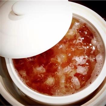 桃胶皂角米糖水煲-养颜美容的做法图解5