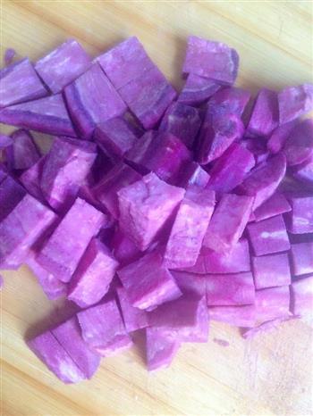 紫薯银耳汤的做法步骤2