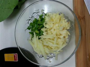 素炒小白菜的做法步骤3