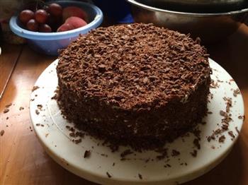 黑森林蛋糕-得到朋友们的赞扬的做法图解4