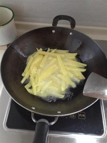 薯条油炸技巧的做法步骤2