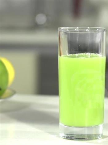 彩虹果汁—SKG9999原汁机食谱的做法图解9