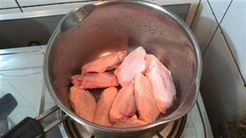 超级简单美味烧鸡翅的做法步骤1