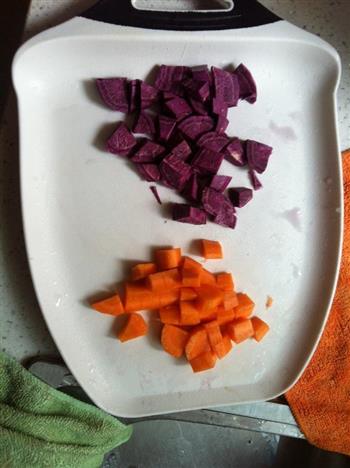 紫薯胡萝卜泥 宝宝辅食的做法步骤1