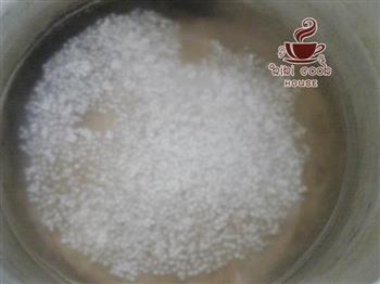 椰汁西米龟苓膏的做法步骤3