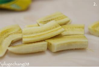 蜂蜜脆皮香蕉的做法步骤2