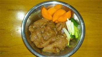 秋葵炒肉-补肾菜的做法步骤3