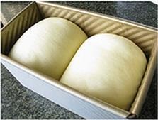 日式甜面包的做法图解9