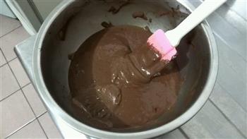 彩糖巧克力戚风蛋糕卷的做法步骤6