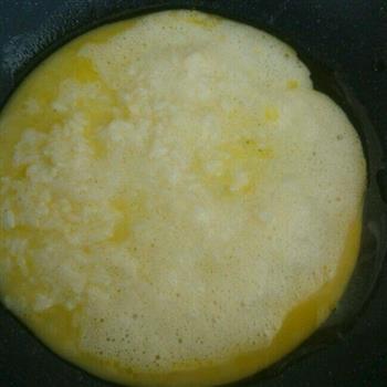 米饭鸡蛋煎饼的做法步骤3