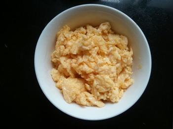 蛋炒饭+罗宋汤的做法步骤2