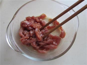 南瓜青椒肉丝的做法步骤3