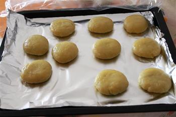 中秋节适合老人和孩子吃的苏式鲜肉月饼的做法步骤7
