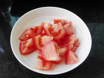 紫菜番茄鱼丸汤的做法步骤3