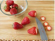 草莓大福的做法步骤2