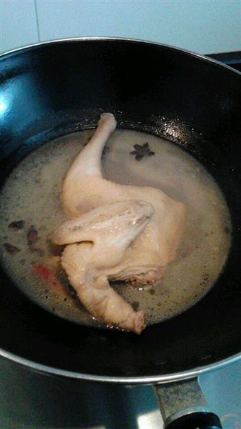 美味鲜嫩的灬白斩鸡的做法步骤3