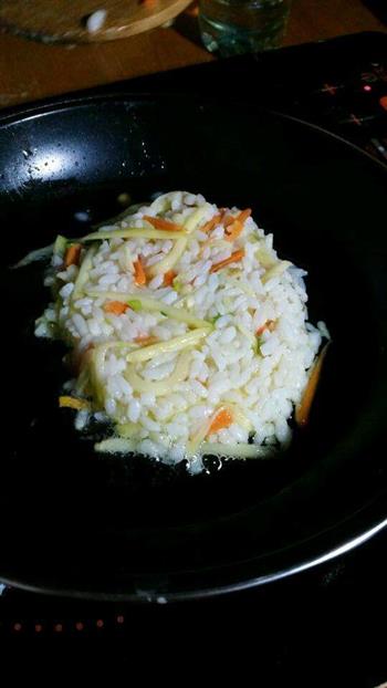 自制土豆米饭饼的做法步骤3