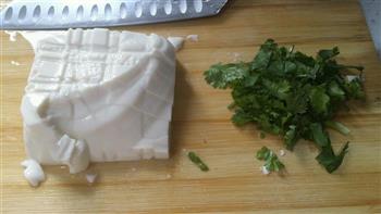 龙利鱼柳番茄豆腐汤的做法步骤3