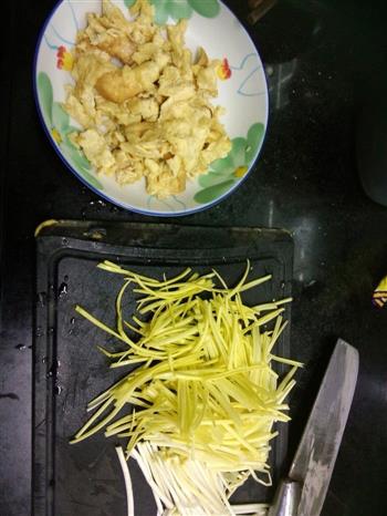 韭黄炒蛋的做法步骤4