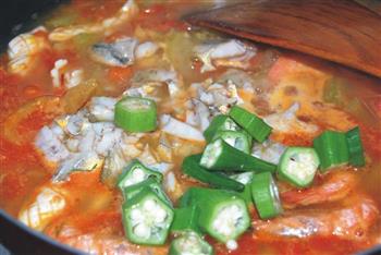 藏红花风味海鲜汤的做法步骤11