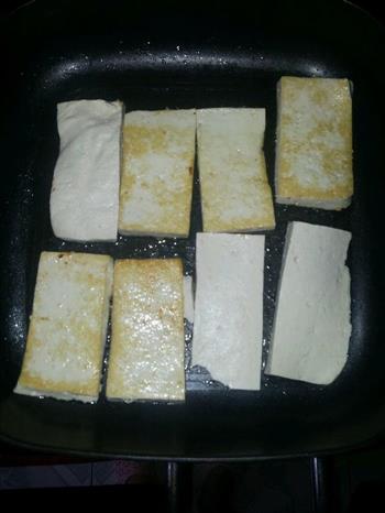 酱香煎豆腐的做法步骤2