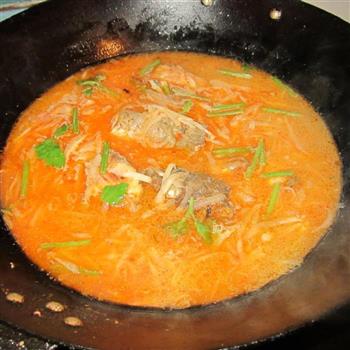 麻辣萝卜丝鱼汤的做法步骤14