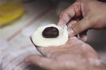 冰皮月饼-糯米团子的高大上时光的做法步骤5