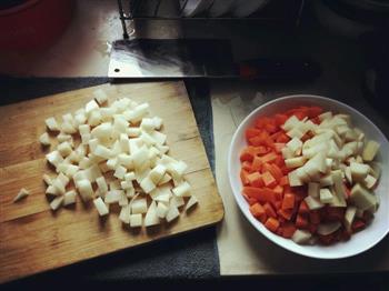 土豆胡萝卜咖喱肥牛饭的做法步骤2